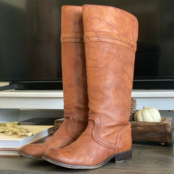 Frye Melissa Trapunto riding boot - Picture 2 of 12